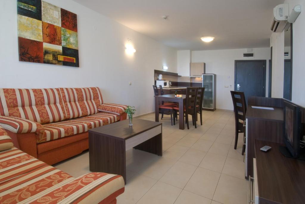 Hermes Club Hotel Carevo Quarto foto